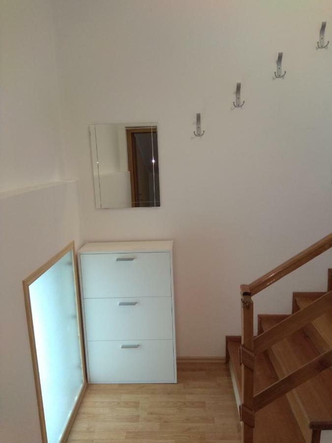 Ferienwohnung Lorber House Stinjan Pula Exterior foto